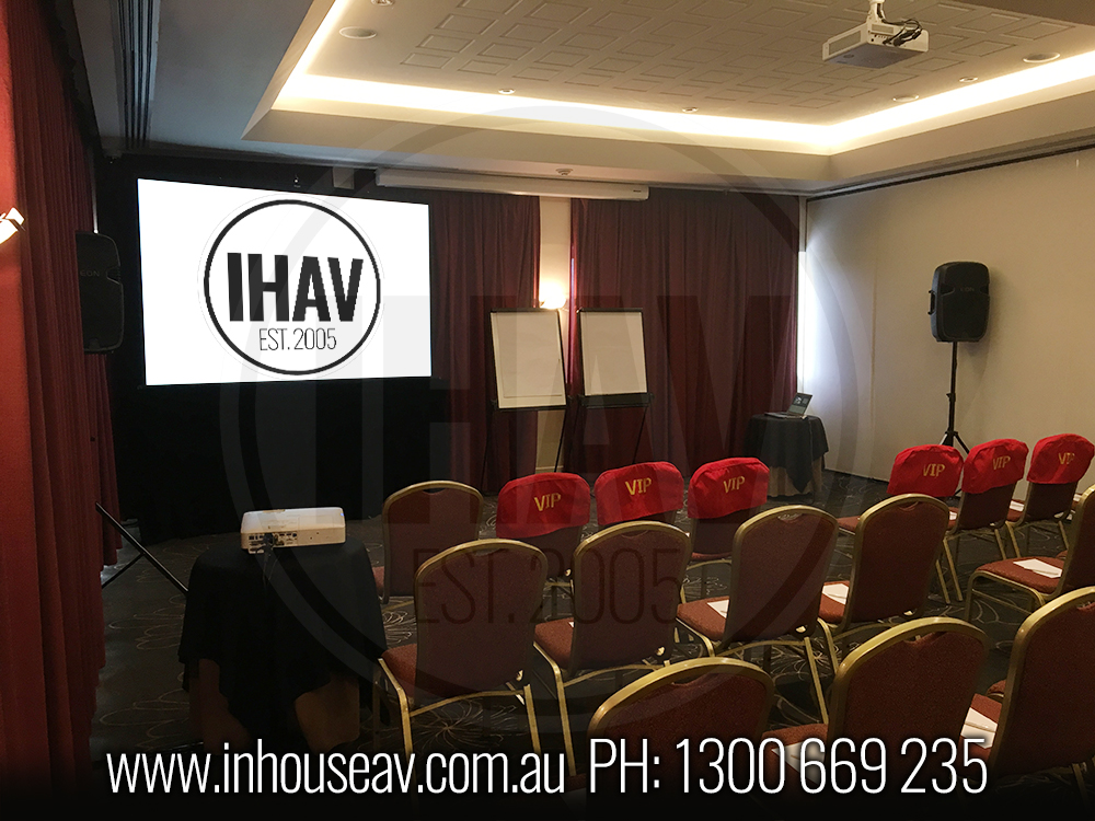 Mercure Gold Coast Projection Screen Hire